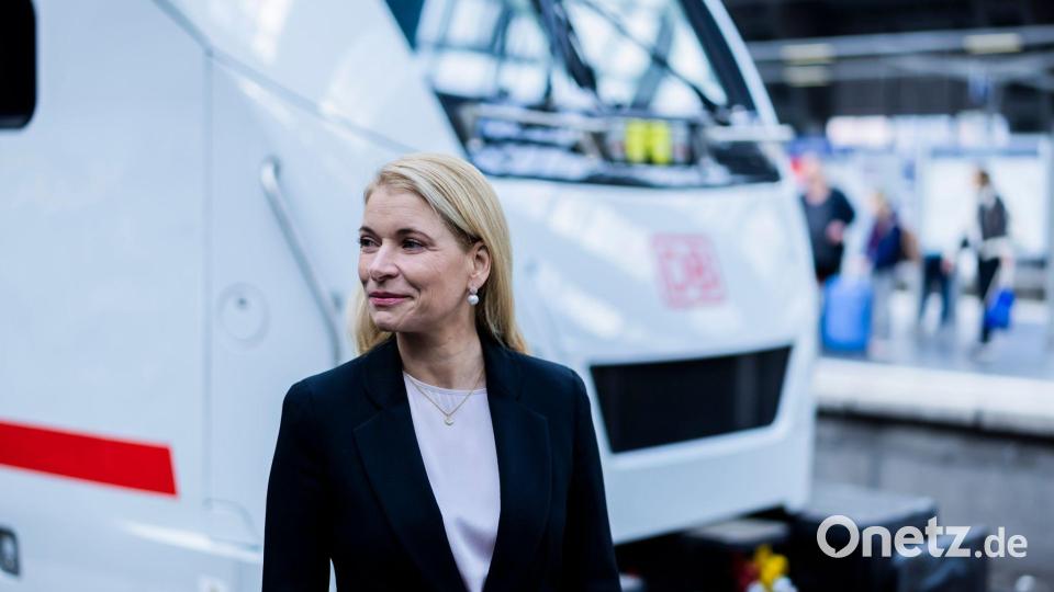 Evelyn Palla ist seit 100 Tagen an der Spitze der Deutschen Bahn. (Archivbild) Bild: Christoph Soeder/dpa