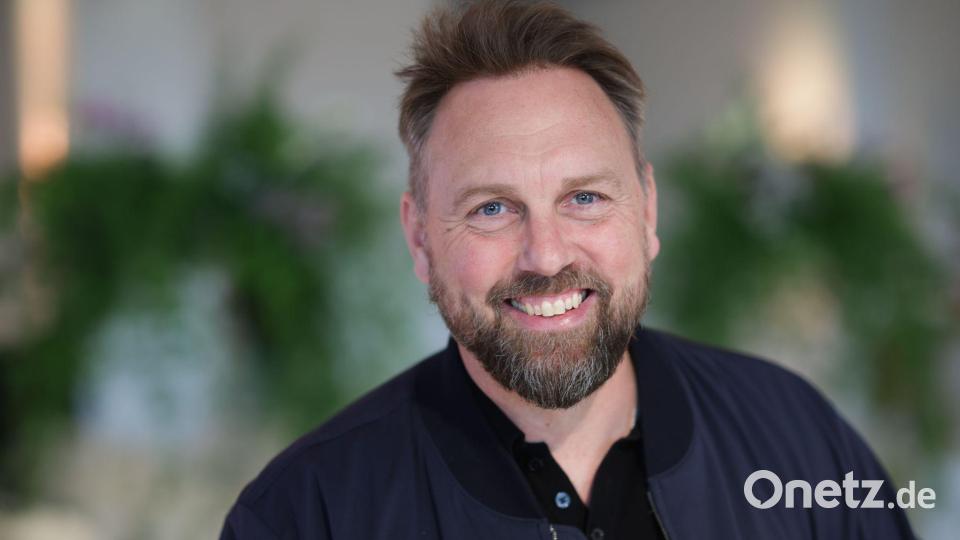 Auch Moderator Steven Gätjen sieht eine Veränderung bei der Art von Filmpromo (Archivbild). Bild: Christian Charisius/dpa