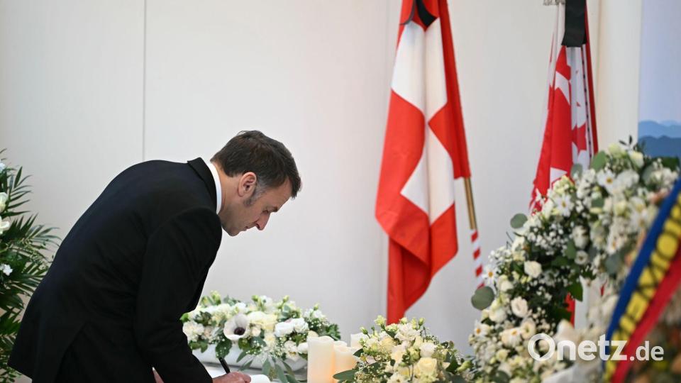 Frankreichs Präsident Emmanuel Macron war einer der Trauergäste in der Schweiz. Bild: Fabrice Coffrini/AFP POOL KEYSTONE/dpa