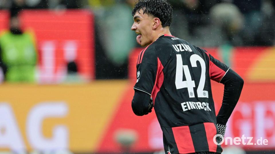 Verwandelte souverän zum Ausgleich: Can Uzun. Bild: Uwe Anspach/dpa