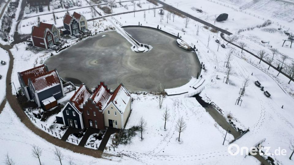 Viele Landschaften sind seit Tagen verschneit - auch in Regionen, in denen das mittlerweile eher selten vorkommt. Bild: Lars Penning/dpa