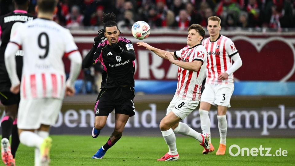 Damion Downs feierte sein Debüt im HSV-Trikot Bild: Silas Stein/dpa