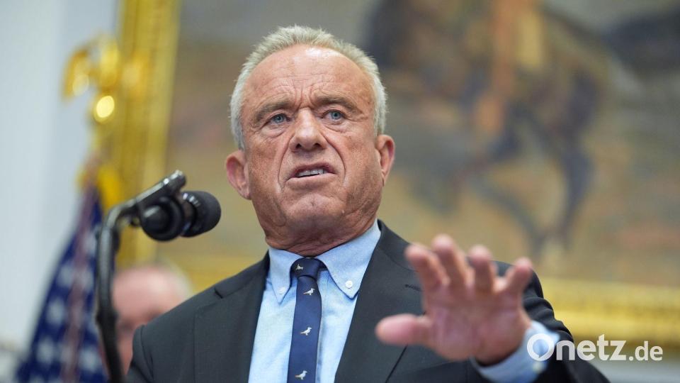 US-Gesundheitsminister Robert F. Kennedy Jr. kritisiert Deutschland. (Archivbild) Bild: Evan Vucci/AP/dpa