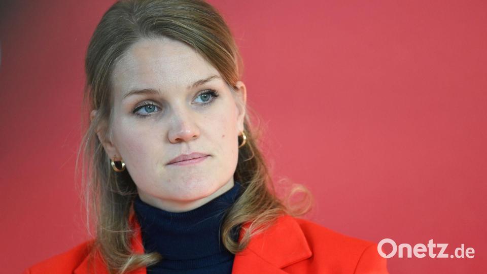 SPD-Fraktionsvize Sonja Eichwede sagt, die Identität der Flugreisenden müsse geklärt sein. (Archivfoto) Bild: Elisa Schu/dpa