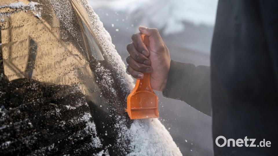 Es bleibt kalt in Bayern. Bild: Daniel Vogl/dpa