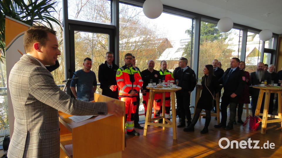 Gastredner und Landtagsabgeordneter Julian Preidl referierte zum Ehrenamt. Bild: adj