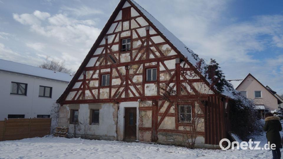 Das historische Fachwerkhaus in Winkelhaid war ein Zeugnis fränkischer Baukultur. (Handout) Bild: Robert Giersch/Bayerischer Landesverein für Heimatpflege/dpa