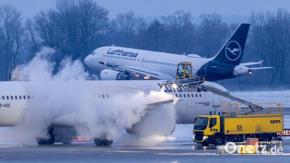 An bayerischen Flughäfen wurden mehrere Flüge gestrichen. Bild: Peter Kneffel/dpa