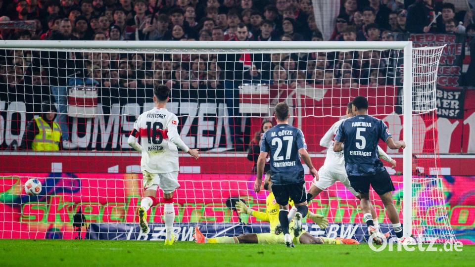 Nikolas Nartey schoss den VfB Stuttgart kurz vor Schluss zum Sieg über Eintracht Frankfurt. Bild: Tom Weller/dpa