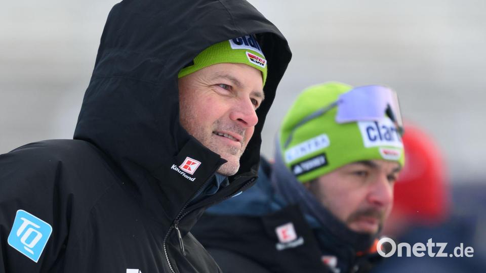Felix Bitterling (l) lässt sich bei der Olympia-Nominierung nun doch ein Hintertürchen offen. (Arrchivbild) Bild: Hendrik Schmidt/dpa