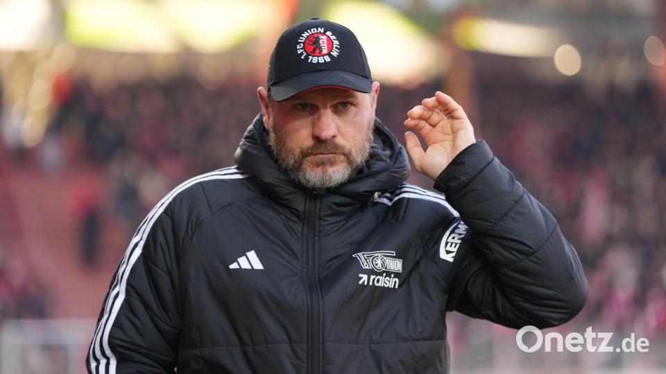 Steffen Baumgart hat seinen Vertrag als Chefcoach bei Union Berlin verlängert. (Archivbild) Bild: Soeren Stache/dpa