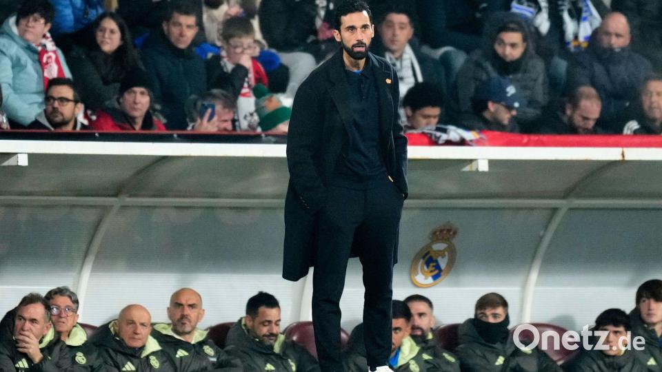Alvaro Arbeloa erlebte ein wildes Debüt als Trainer von Real Madrid. Bild: Jose Breton/AP/dpa