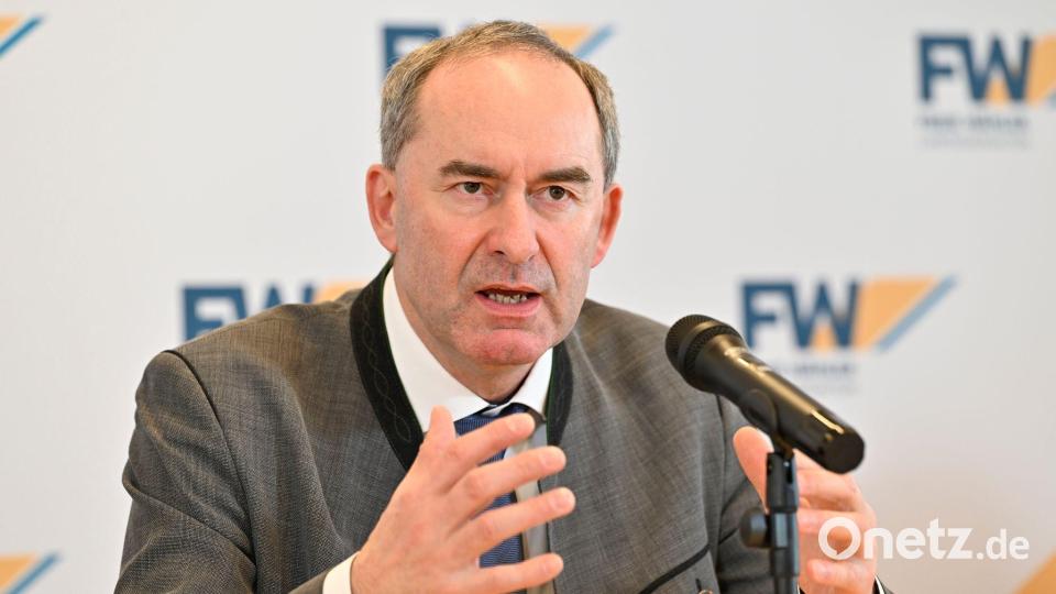 Die Stimmung in der Koalition mit der CSU ist aus der Sicht von Freie-Wähler-Chef Aiwanger „arbeitsfähig“. Es gebe jedoch immer wieder Scharmützel, gab der Wirtschaftsminister zu. Bild: Uwe Lein/dpa