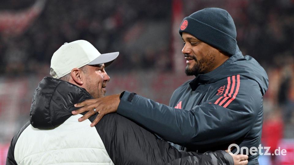 Lukas Kwasniok (l.) staunt über die Leistungsstärke von Vincent Kompanys (r.) Bayern. Bild: Federico Gambarini/dpa