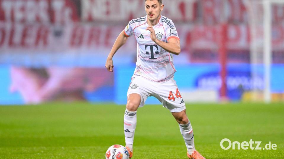 Fehlt dem FC Bayern erst einmal: Verteidiger Stanisic. (Archivbild) Bild: Harry Langer/dpa