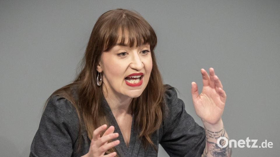 Heidi Reichinnek (Linke) wirft der Koalition Lügen vor. Bild: Michael Kappeler/dpa