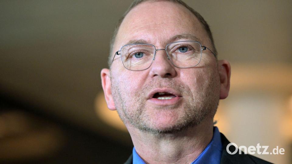 Verdi-Chef Frank Werneke setzt auf den Druck der Straße. Bild: Michael Bahlo/dpa