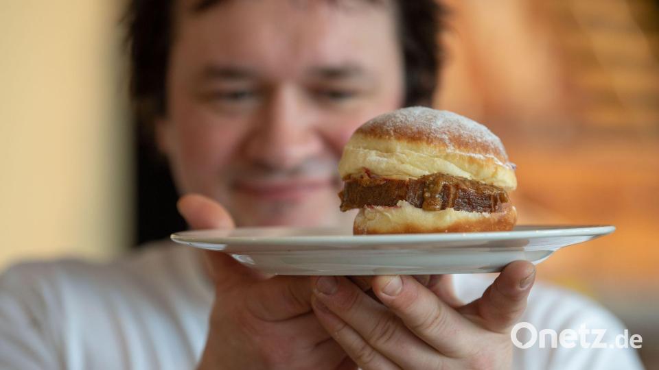 Der Lebenkäs-Krapfen aus Miesbach war vor Jahre eine Faschingskreation. (Archivbild) Bild: Lino Mirgeler/dpa