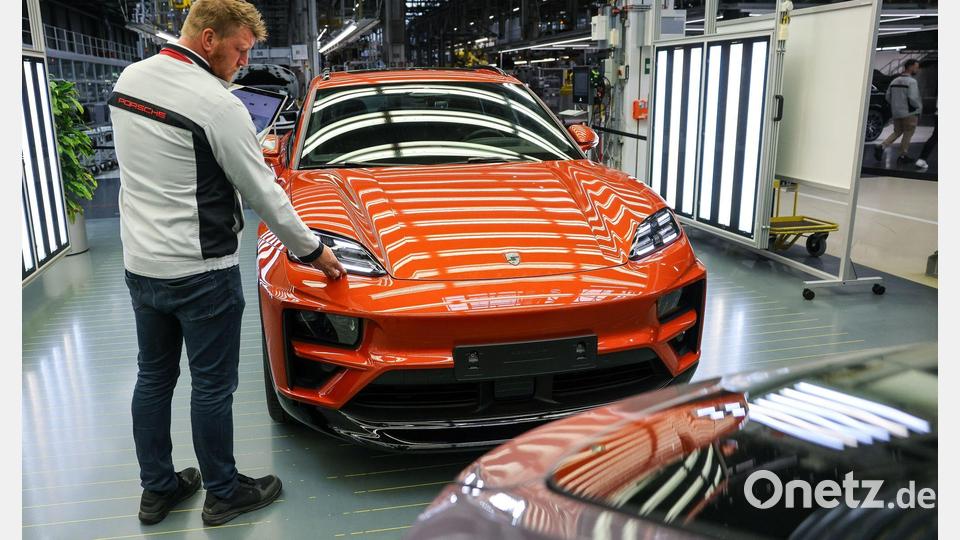 Das auslieferungsstärkste Fahrzeug von Porsche im Jahr 2025: der Macan. (Archivbild) Bild: Jan Woitas/dpa