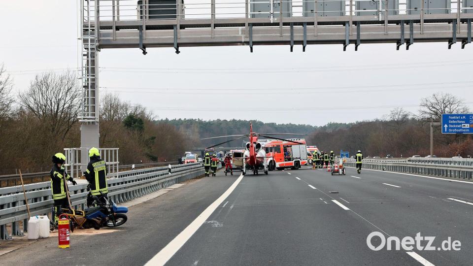 Bei einem Unfall auf der A3 ist ein Motorradfahrer lebensgefährlich verletzt worden. Bild: Ralf Hettler/dpa