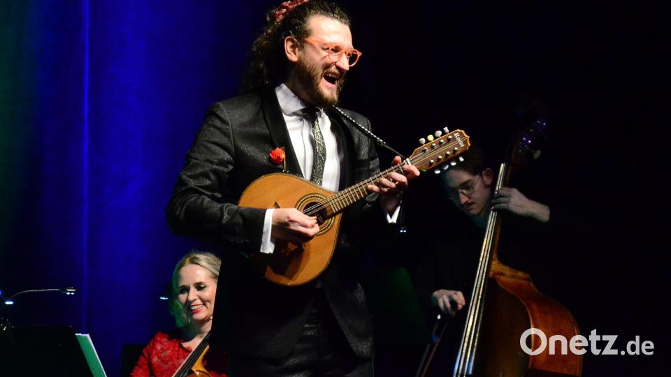 Besonders herausragend präsentierte sich der brasilianische Dirigent Rafael Regilio. Bild: Kunz