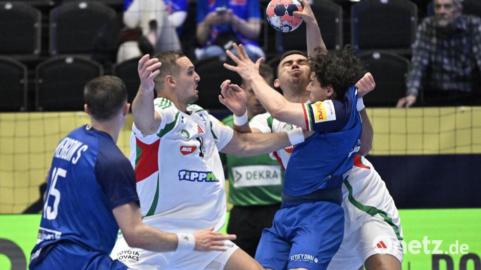 Italien Handballern halten die EM-Partie gegen Ungarn lange offen. Bild: Johan Nilsson/TT/AP/dpa
