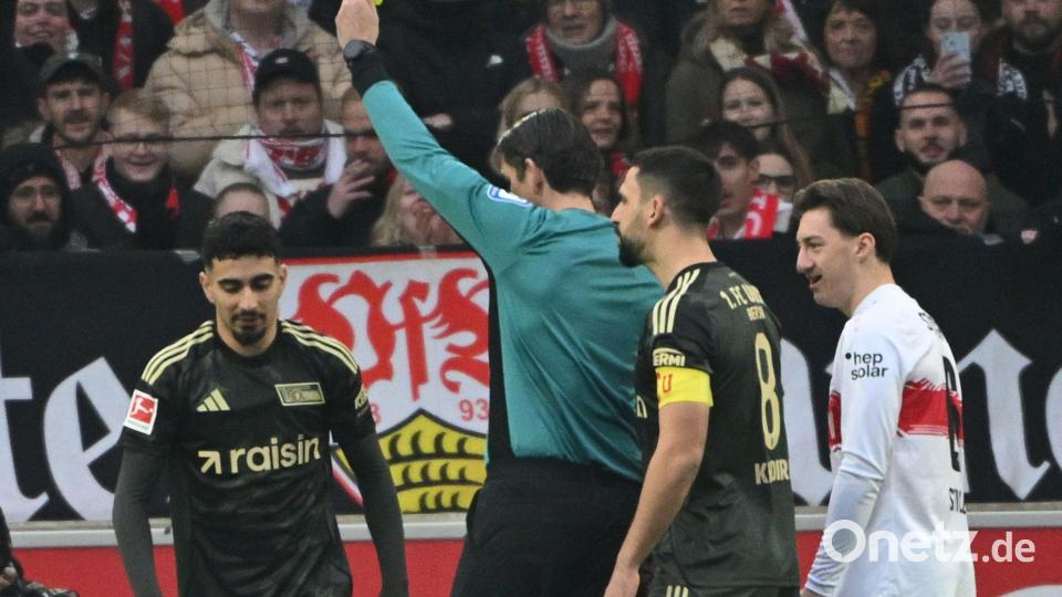 Kassierte früh die Gelbe Karte: Unions Livan Burcu (l). Bild: Marijan Murat/dpa