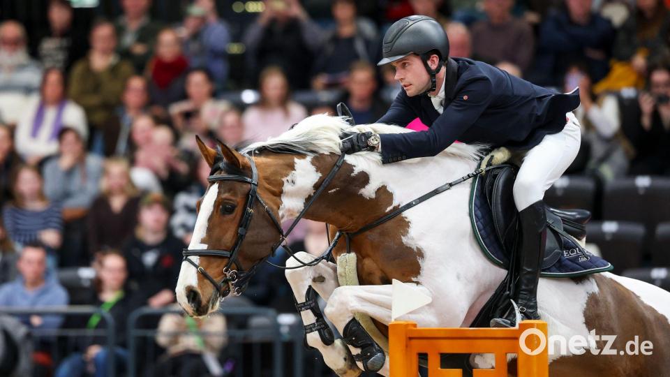Gerrit Nieberg ritt im Stechen auf den dritten Platz. Bild: Jan Woitas/dpa