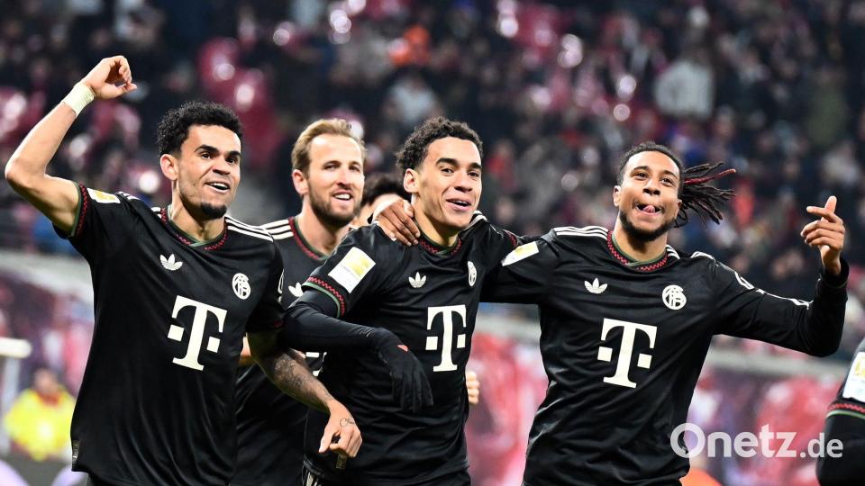 Vier gewinnt: Die Bayern-Offensive mit Luis Diaz, Harry Kane, Jamal Musiala und Michael Olise (v.l.). Bild: David Hammersen/dpa