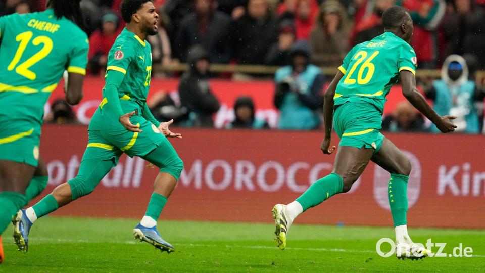Senegal jubelt über den Siegtreffer im Finale des Afrika Cups. Bild: Mosa'ab Elshamy/AP/dpa