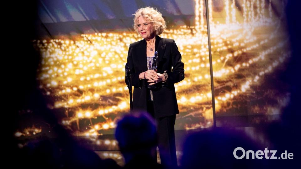Für ihr Lebenswerk wurde Schauspielerin und Regisseurin Liv Ullmann geehrt. Bild: Fabian Sommer/dpa