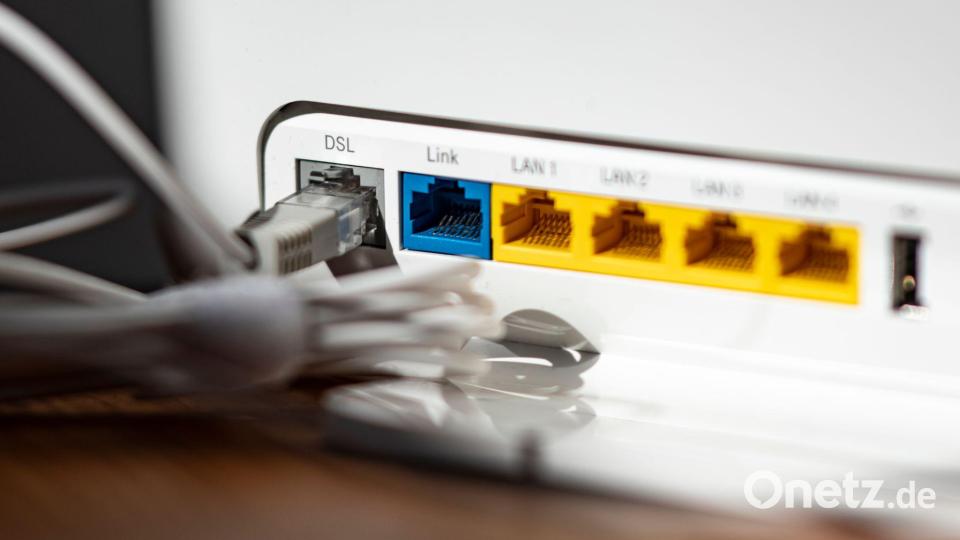 Es gibt längst besseres Internet, doch Millionen Haushalte setzen in Deutschland weiter auf DSL-Verbindungen. Bild: Fabian Sommer/dpa