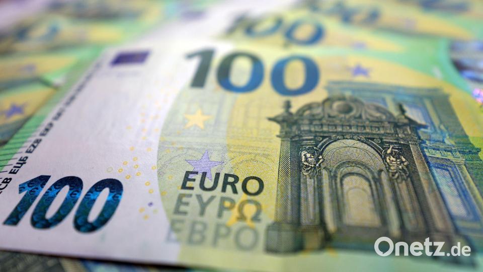 Unter anderem dürften staatliche Milliardenausgaben laut IWF kurzfristig für Auftrieb der deutschen Wirtschaft sorgen. (Symbolbild) Bild: Karl-Josef Hildenbrand/dpa