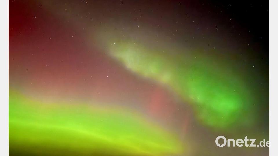 Polarlichter leuchten über Sachsen-Anhalt. Bild: Thomas Schulz/dpa