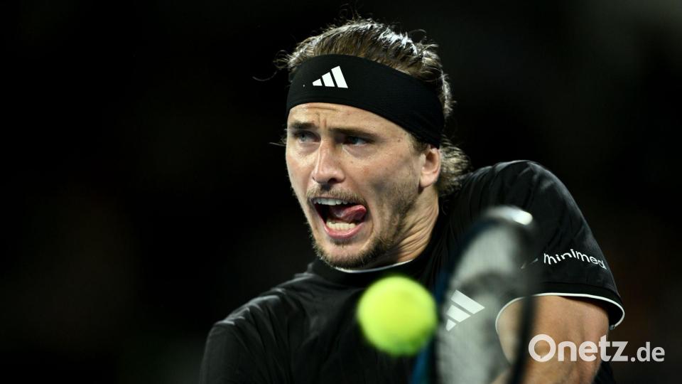 Alexander Zverev steht in Melbourne in Runde drei. Bild: Joel Carrett/AAP/dpa