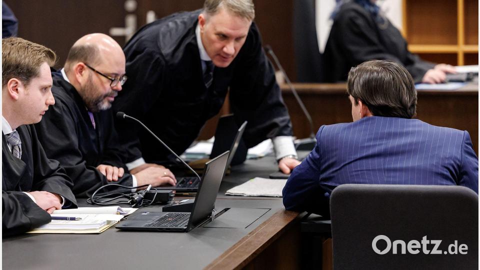 Das Motiv für den Mord soll ein Streit um Unterhaltszahlungen für die beiden Kinder des Angeklagten und seiner Ex-Freundin gewesen sein. Bild: Daniel Karmann/dpa