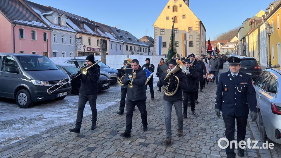 Mit dem Kirchenzug beginnt der Gelübdefeiertag St. Sebastian in Grafenwöhr. Bild: mor