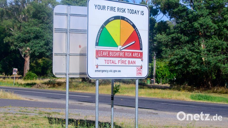 Das Wetter in Australien wird immer extremer - mit regelmäßigen schweren Buschbränden. (Symbolbild) Bild: Michael Currie/AAP/dpa