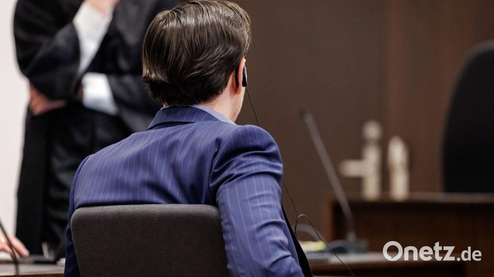 Der 27-Jährige wollte sich vor Gericht nicht zu den Vorwürfen äußern. Bild: Daniel Karmann/dpa