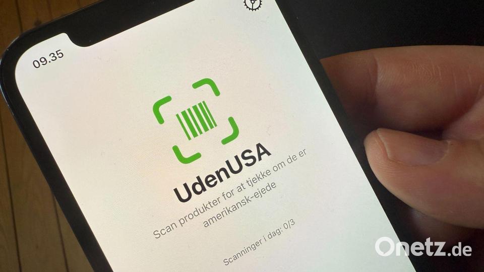 Boykott per Barcode: Eine App zeigt Dänen, welche Produkte im Supermarkt aus den USA kommen. Bild: Julia Wäschenbach/dpa