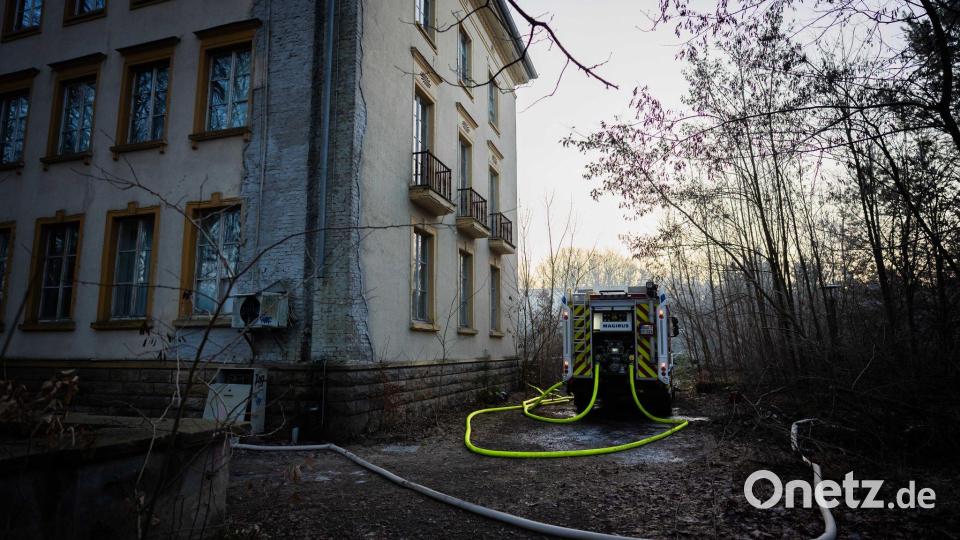 Auf dem Bogensee-Areal ist ein Brand ausgebrochen. Bild: Christoph Soeder/dpa