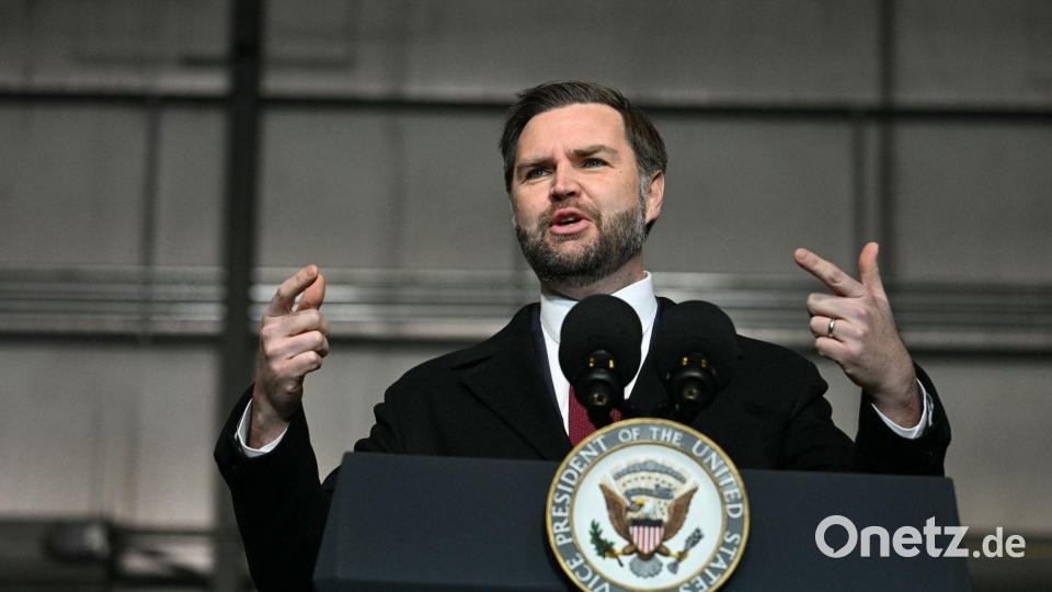 Vance' Vergleich mit der US-Wirtschaft sorgt für Irritationen: „Die Titanic lässt sich nicht über Nacht wenden.“ Bild: Jim Watson/POOL AFP/AP/dpa