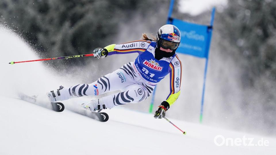 Emma Aicher kommt vor Olympia immer besser in Schwung. Bild: Pier Marco Tacca/AP/dpa