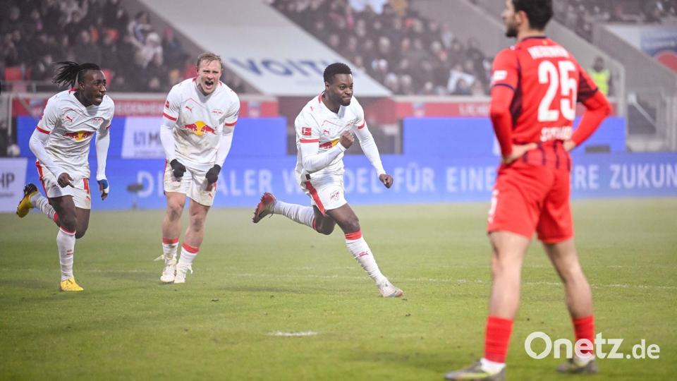 Leipzig jubelt, Heidenheim bleibt nur der Frust. Bild: Harry Langer/dpa