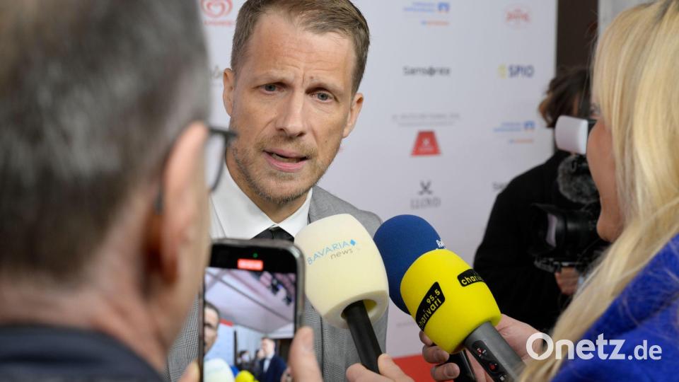 Oliver Pocher kam auch nach München. Bild: Felix Hörhager/dpa