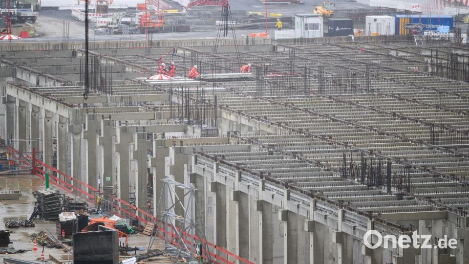 Ein Investitionsziel in Deutschland: die künftige Chipfabrik in Dresden. Bild: Robert Michael/dpa