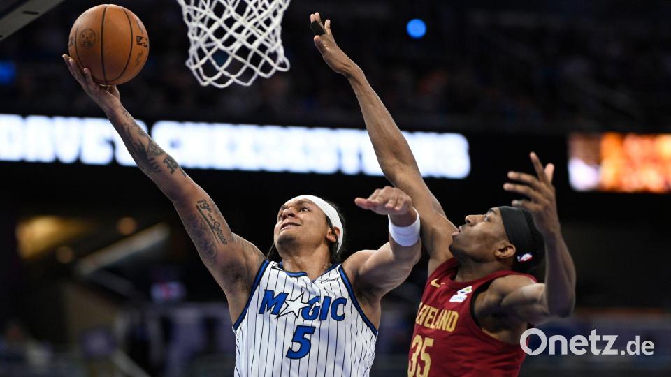 Magic-Star Paolo Banchero (l.) war mit 27 bester Scorer seines Teams. Bild: Phelan M. Ebenhack/AP/dpa