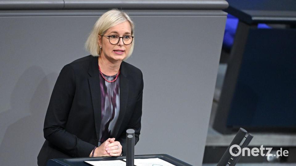 Christiane Schenderlein (CDU), Staatsministerin für Sport und Ehrenamt - die Bundesregierung überlässt die Diskussion über einen möglichen WM-Boykott dem Sport und betont dessen Autonomie (Archivbild) Bild: Elisa Schu/dpa