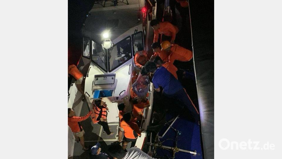 Warum die Fähre sank, wird noch untersucht. Bild: Uncredited/Philippine Coast Guard/AP/dpa