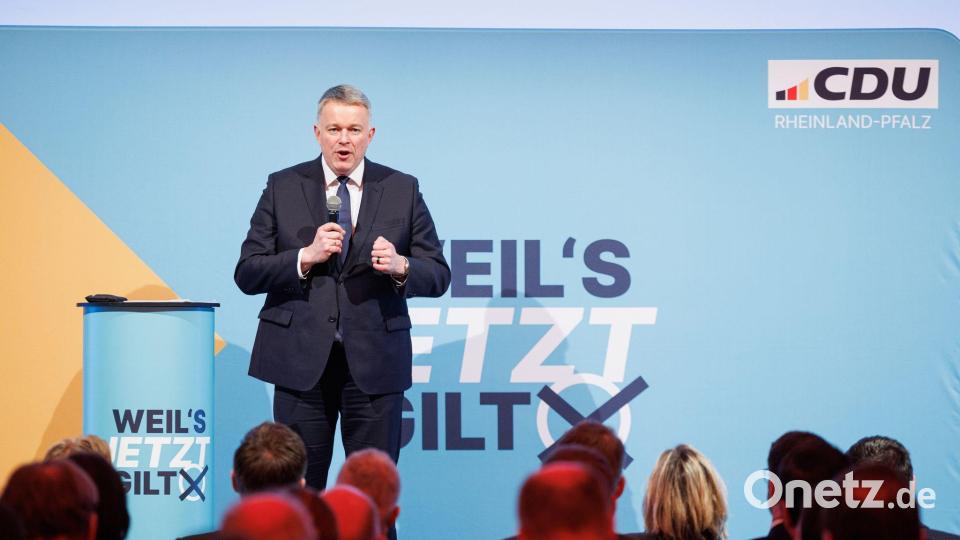 Statt über Einschränkungen bei der Teilzeit zu diskutieren, sollte darüber gesprochen werden, wie es attraktiver werden könne, Vollzeit zu arbeiten, findet Schnieder. (Archivbild) Bild: Hannes P Albert/dpa